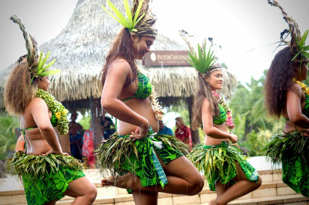 Images Fille danse Tahitienne